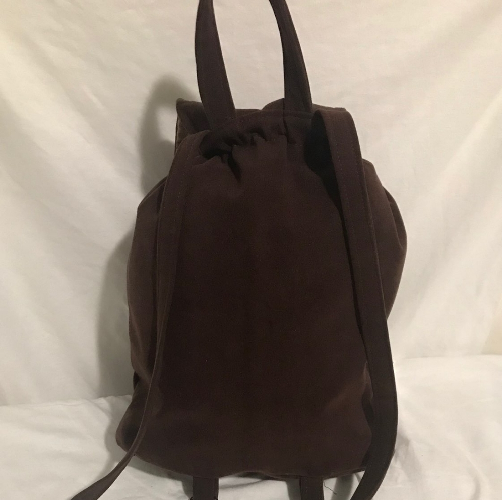 Backpack - Picture 3 of 6